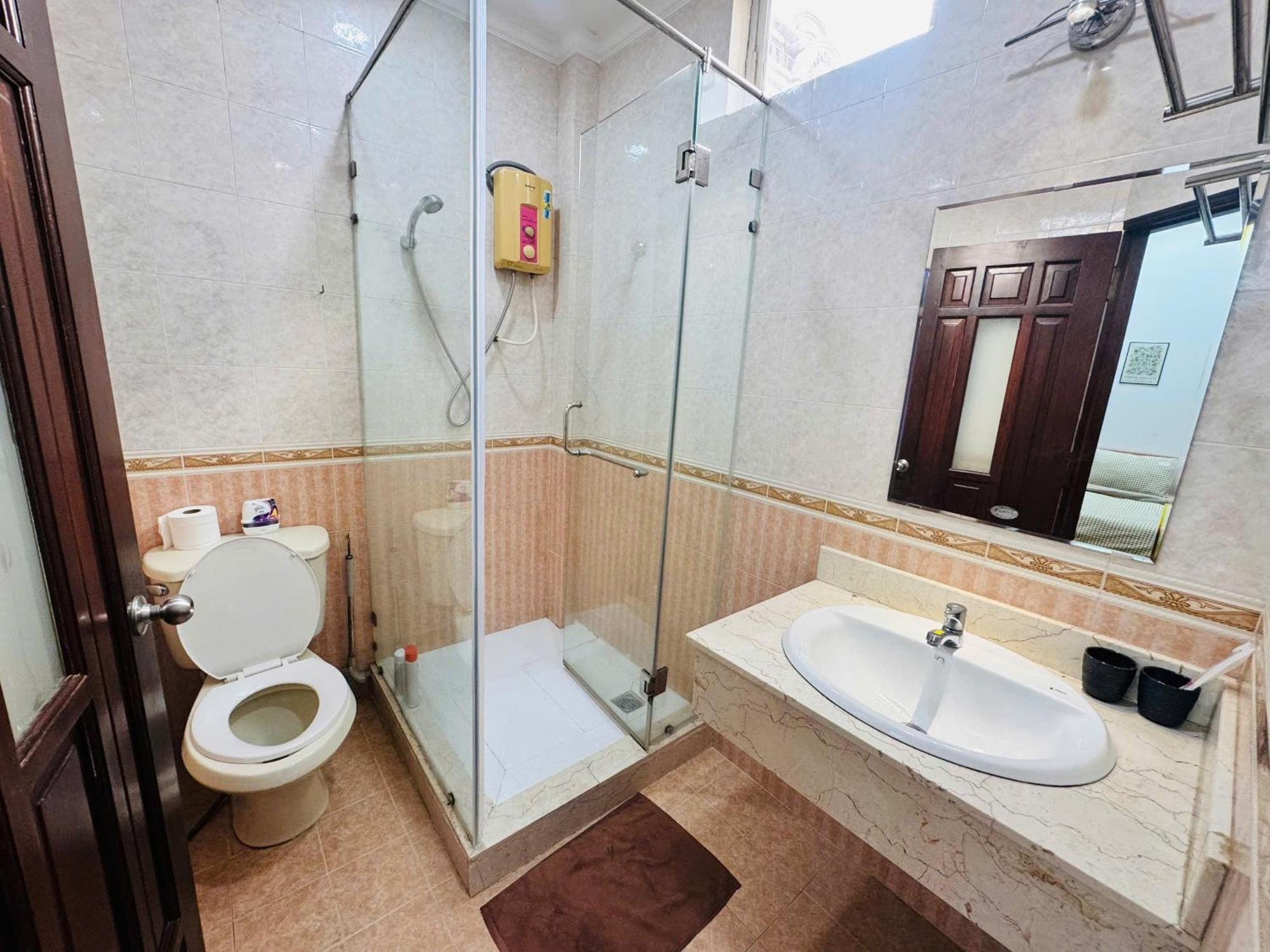 Loco Premium Self Check-in * TP. Hồ Chí Minh